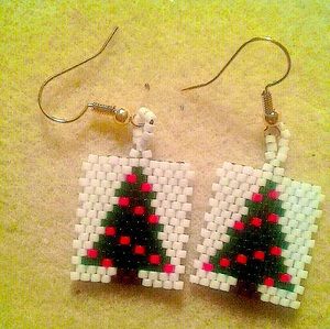 “Xmas Tree” reversible beaded earrings. PRICE IS FIRM